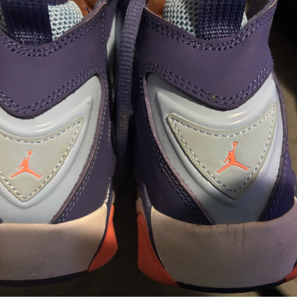 Jordan Purple and Orange Sneakers with Dynamic Design - Picture 3 of 6